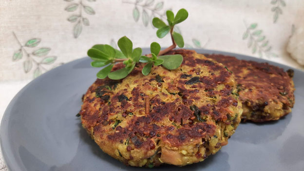 Curried Purslane Tuna Patties