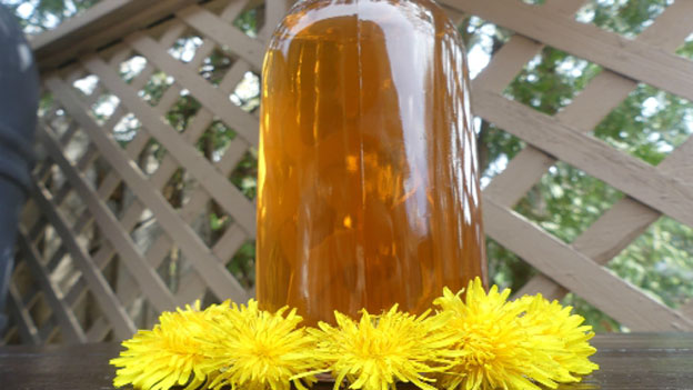 Dandelion Vinegar