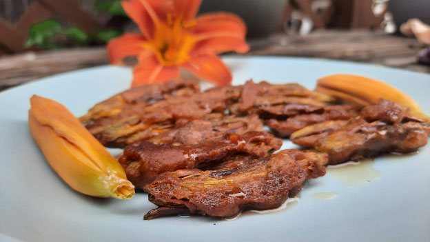 Daylily Bud Fritters